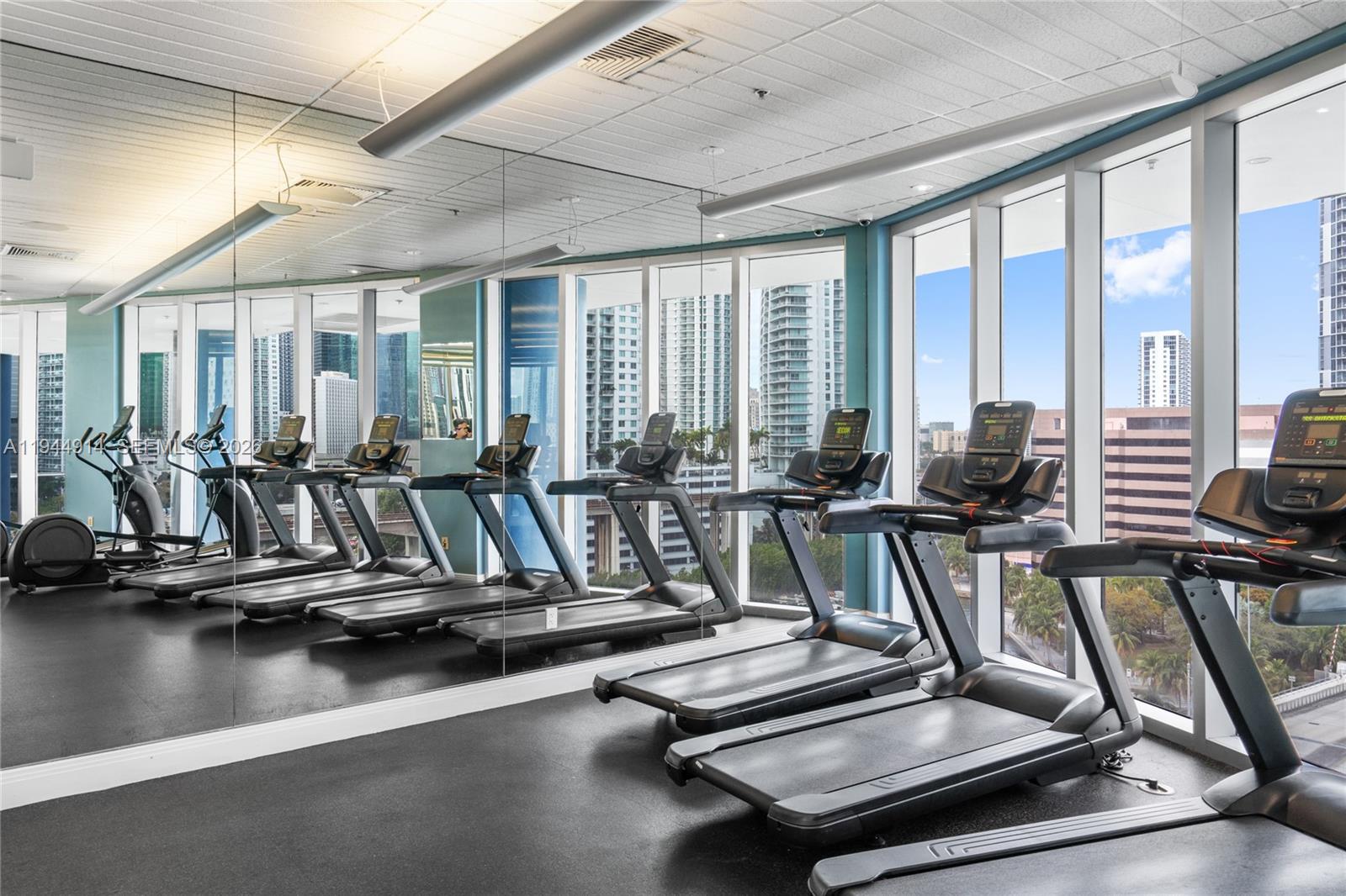 185 Southwest 7th Street, Unit 2702 Miami, FL 33130 - Photo 68 of 71