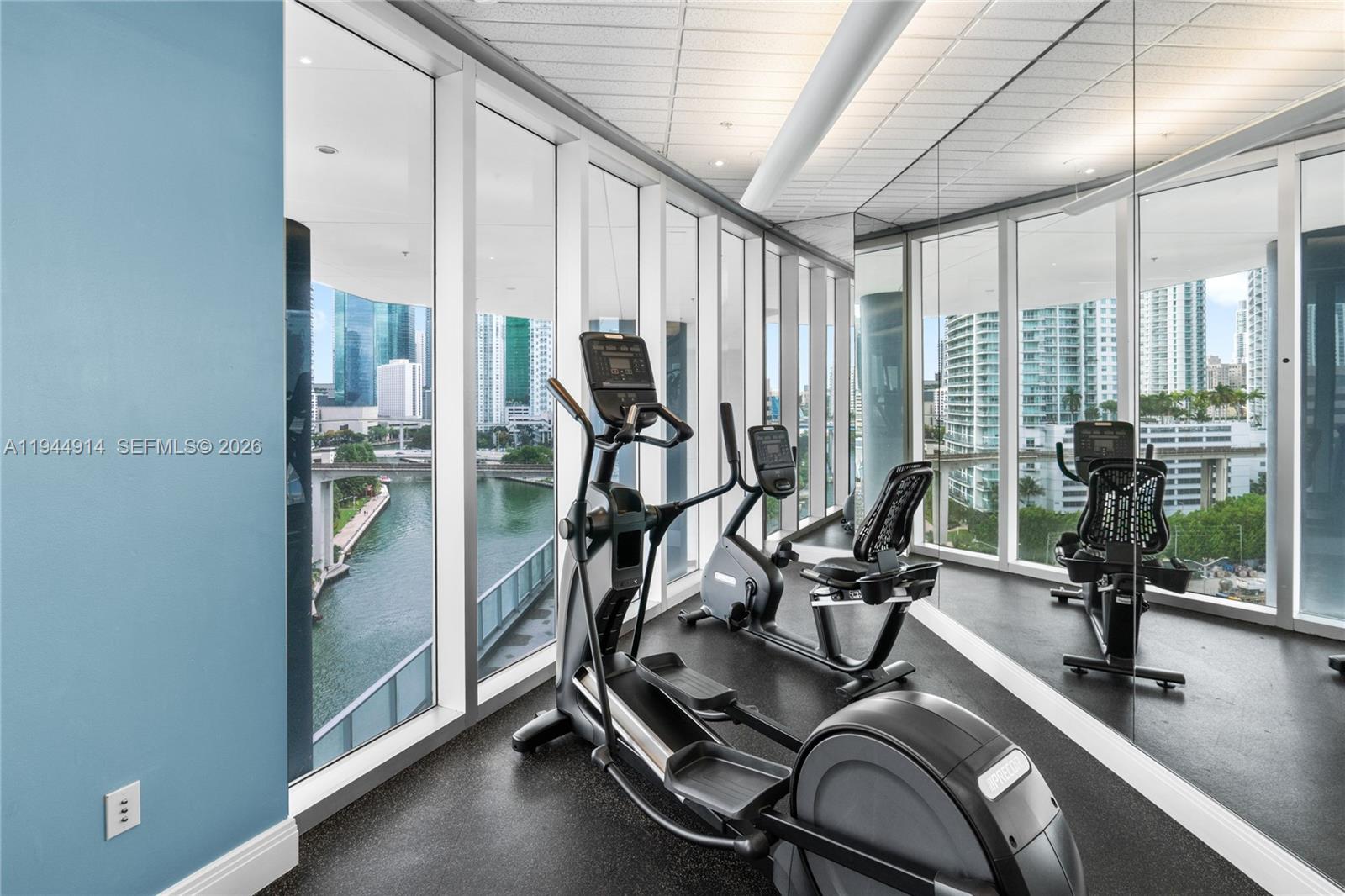 185 Southwest 7th Street, Unit 2702 Miami, FL 33130 - Photo 70 of 71