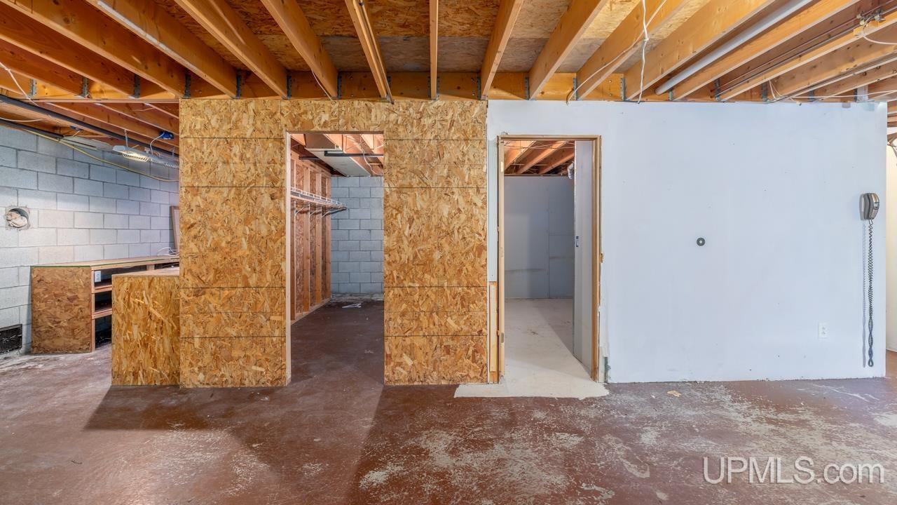 16861 17th Road Garden, MI 49835 - Photo 34 of 48 Gallery Image 34