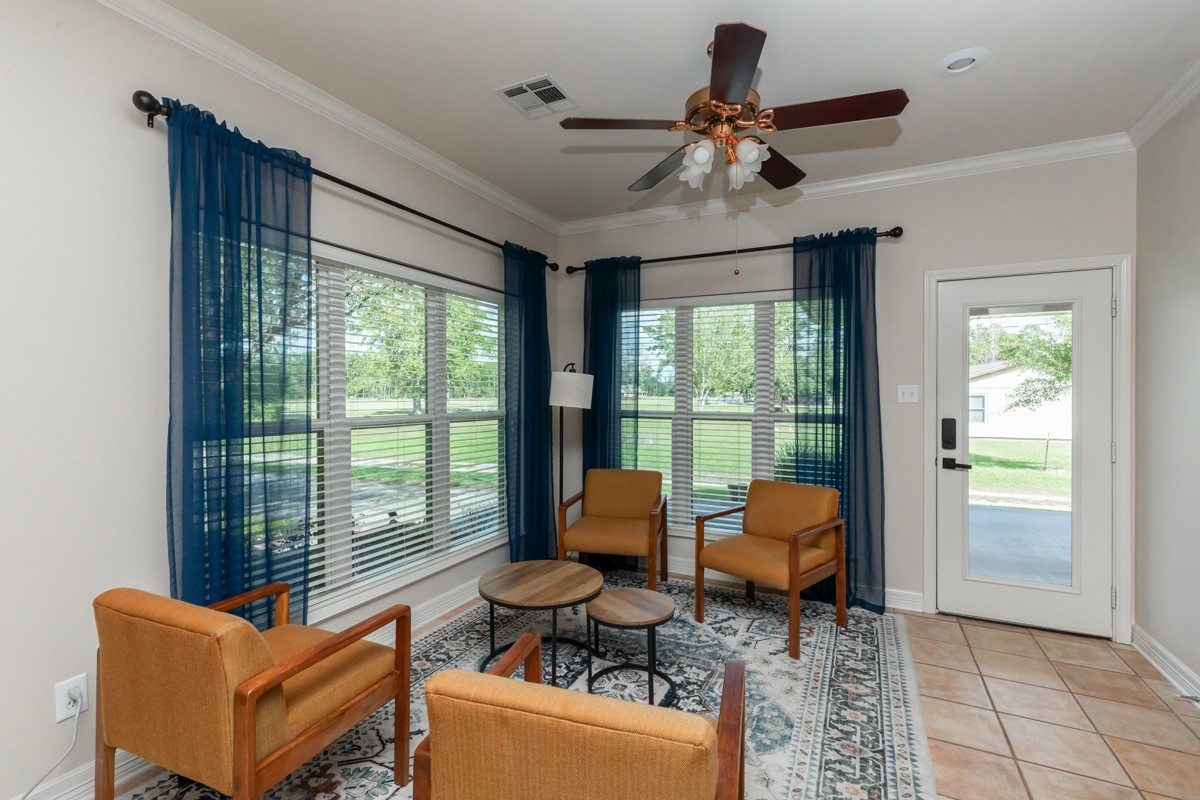 430 Bonura Road Sour Lake, TX 77659 - Photo 11 of 50 a living room with furniture and large windows