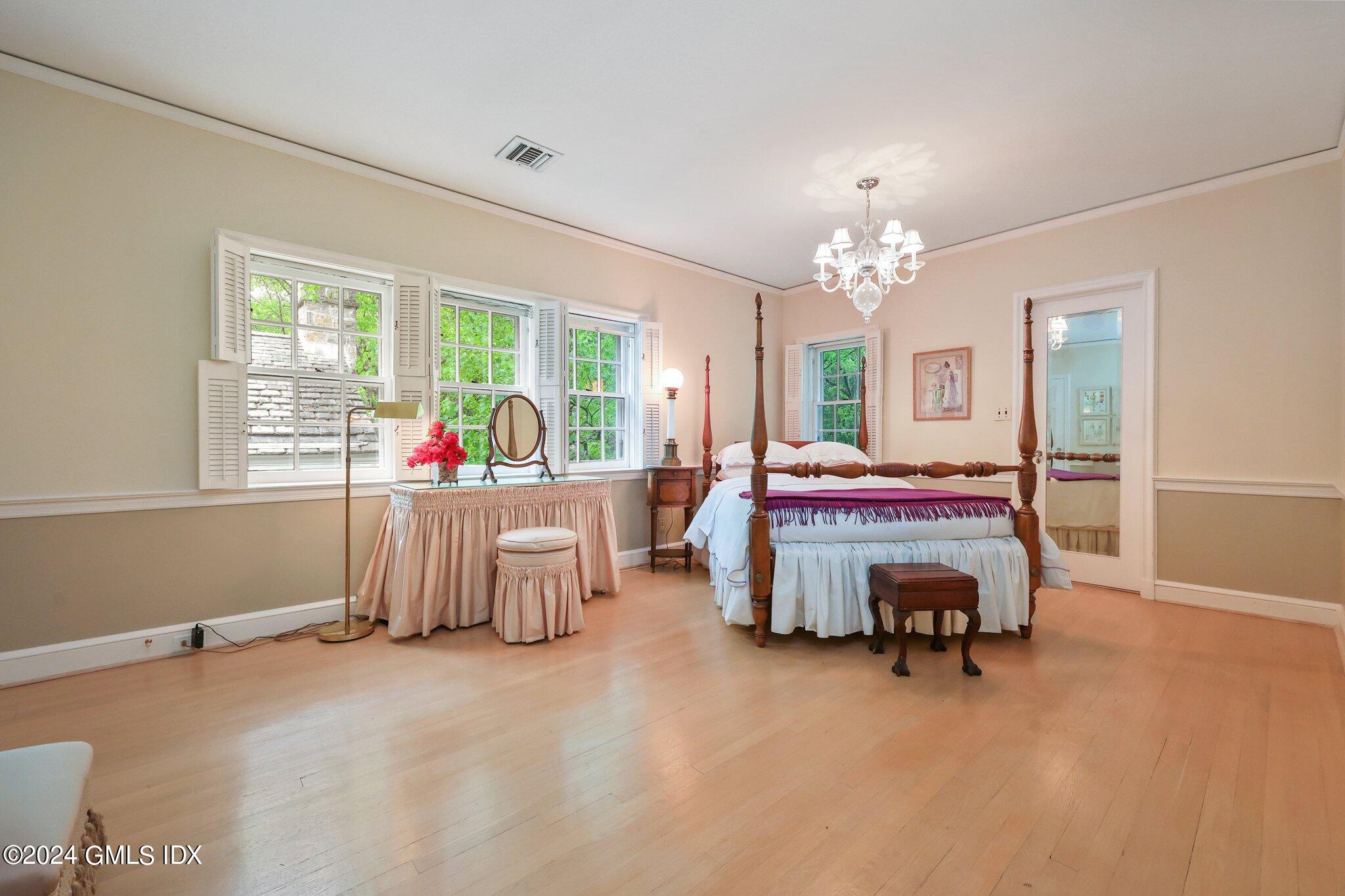 17 Alden Road Greenwich, CT 06831 - Photo 15 of 27 98-web-or-mls-17-alden-rd