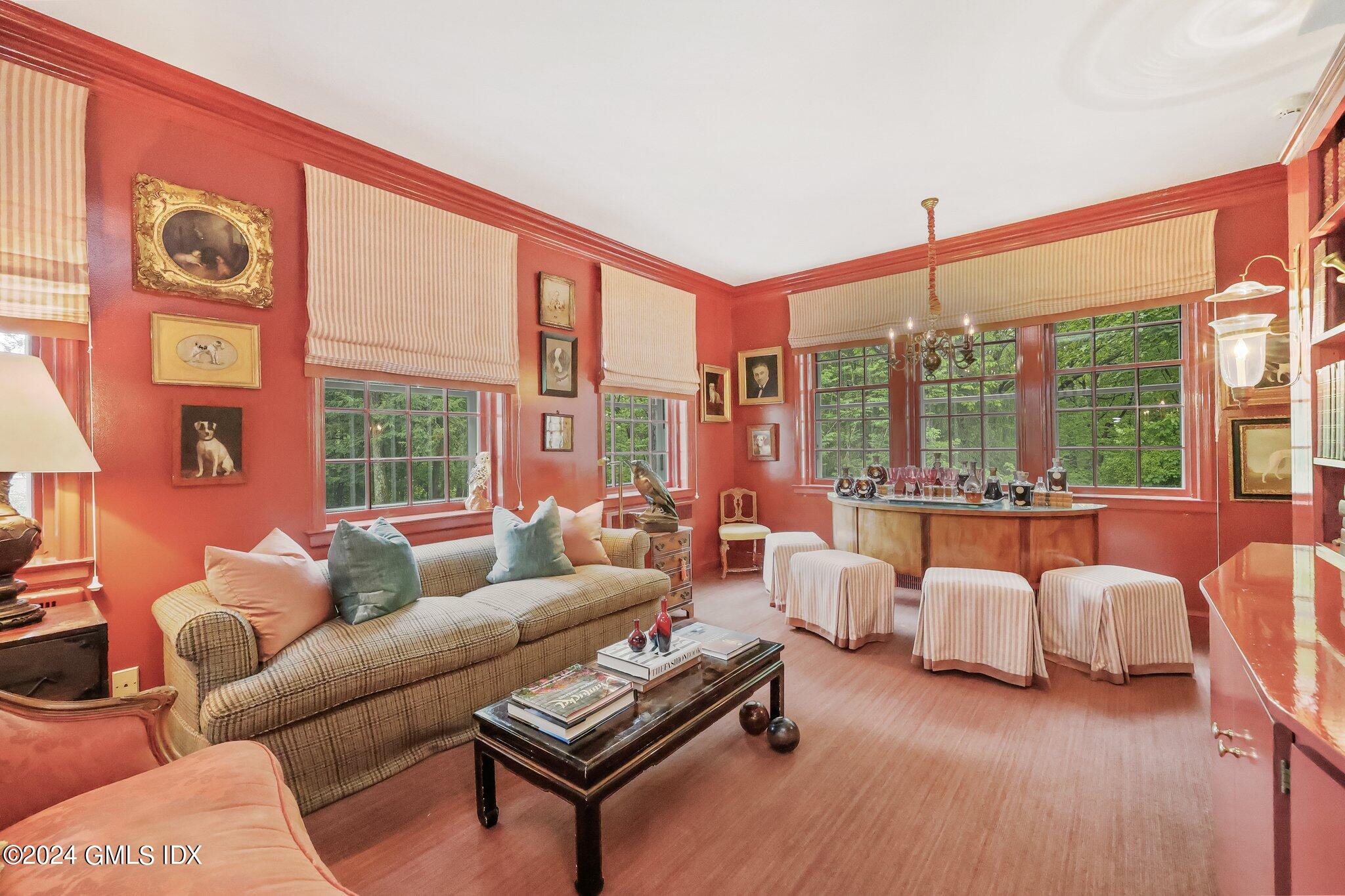 17 Alden Road Greenwich, CT 06831 - Photo 5 of 27 10-web-or-mls-17-alden-rd