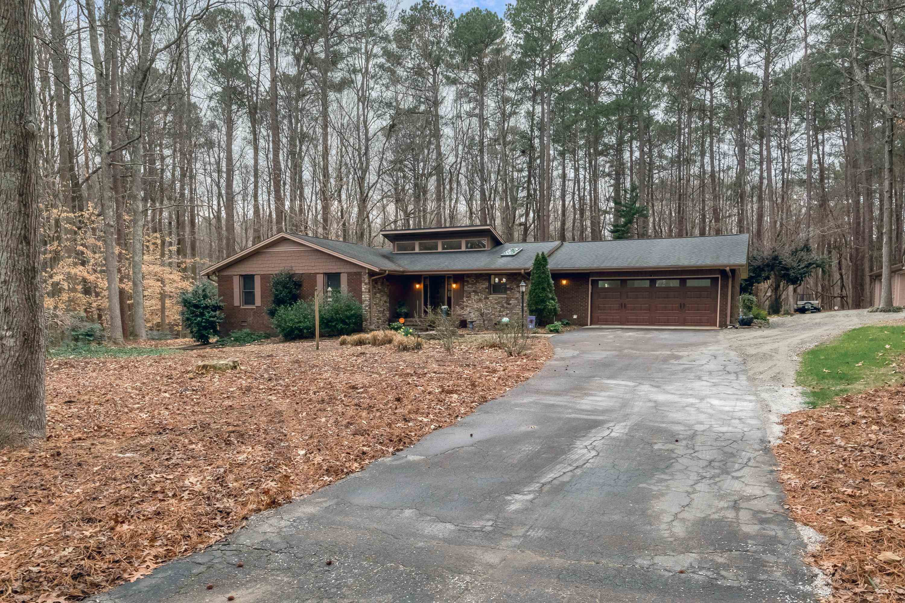 4708 Randolph Court Raleigh, NC 27606 - Photo 5 of 63 Photo 5