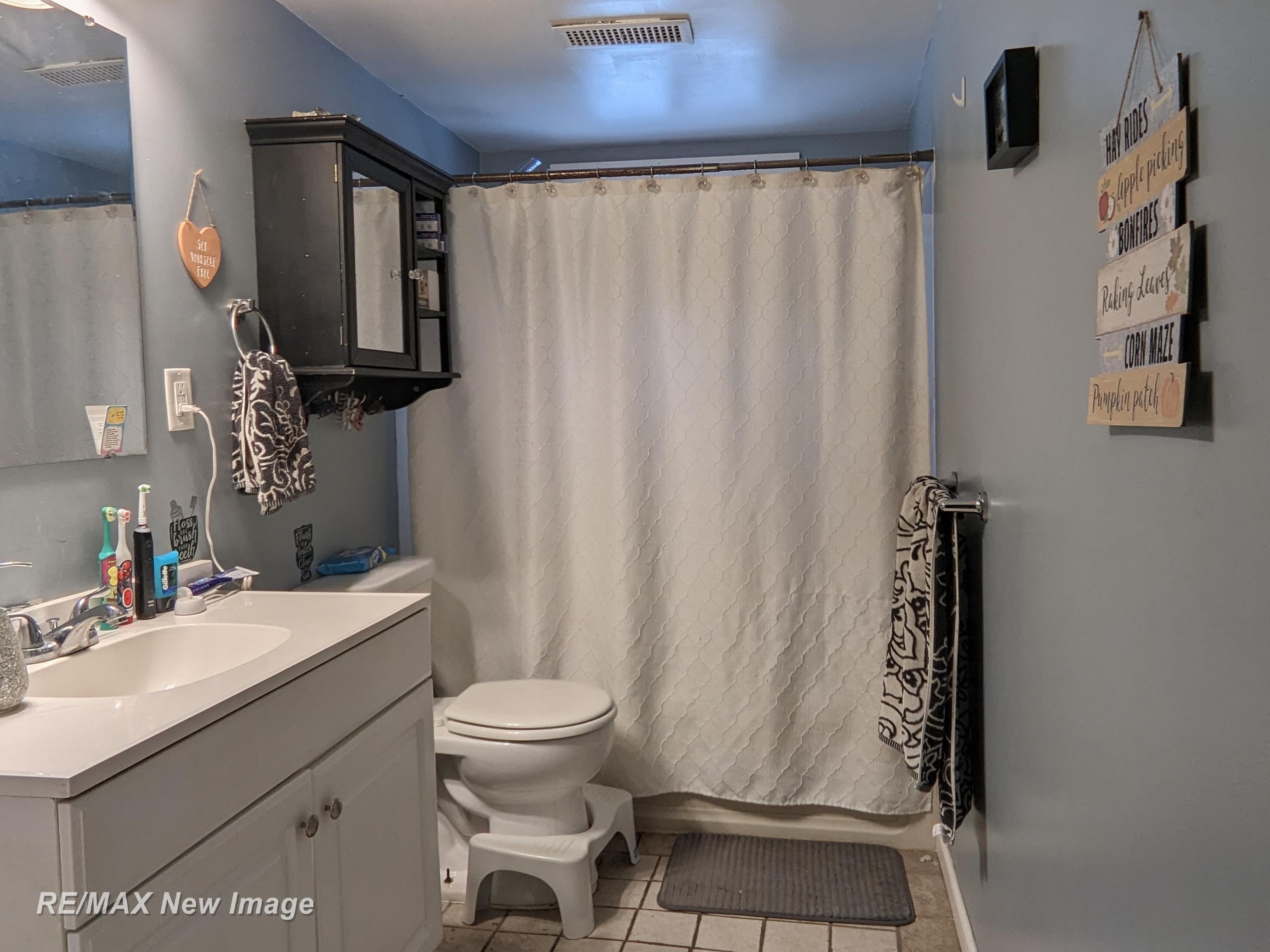 3575 Gary Road Montrose, MI 48457 - Photo 6 of 23
