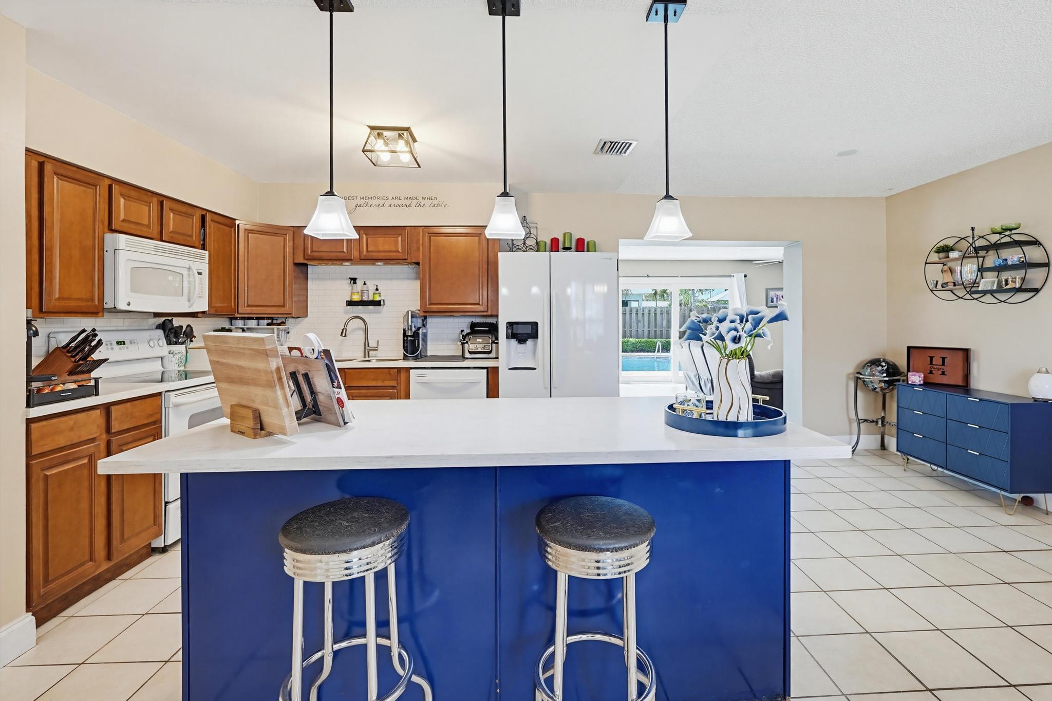 1864 Southeast Lafayette Street Stuart, FL 34997 - Photo 9 of 37 DSC09586
