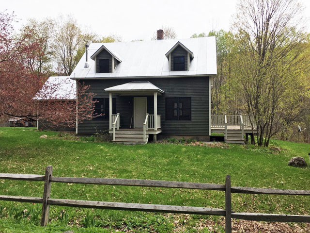 147 Turnpike Road Strafford, VT 05070 - Photo 23 of 32