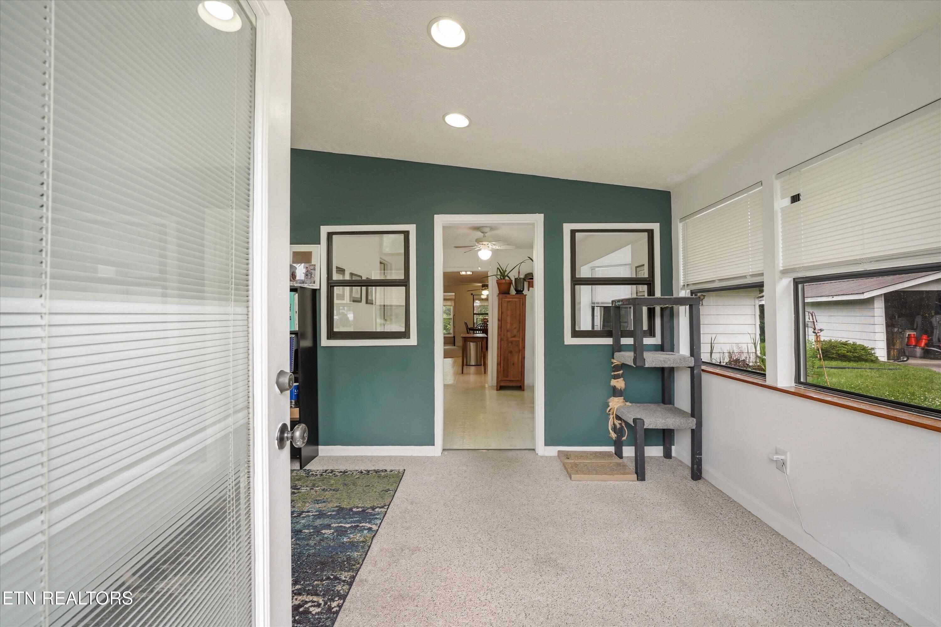 127 Mountain Road Oliver Springs, TN 37840 - Photo 2 of 36 Welcome to Mountain Road