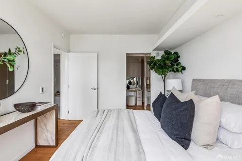 $1,695,000 | 400 Grove Street, Unit 504, San Francisco, CA 94102