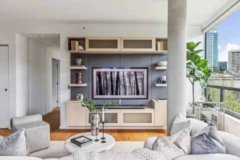 $1,695,000 | 400 Grove Street, Unit 504, San Francisco, CA 94102