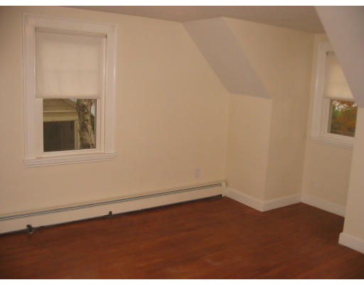 61 Dearborn Street Salem, MA 01970 - Photo 7 of 11 Gallery Image 7