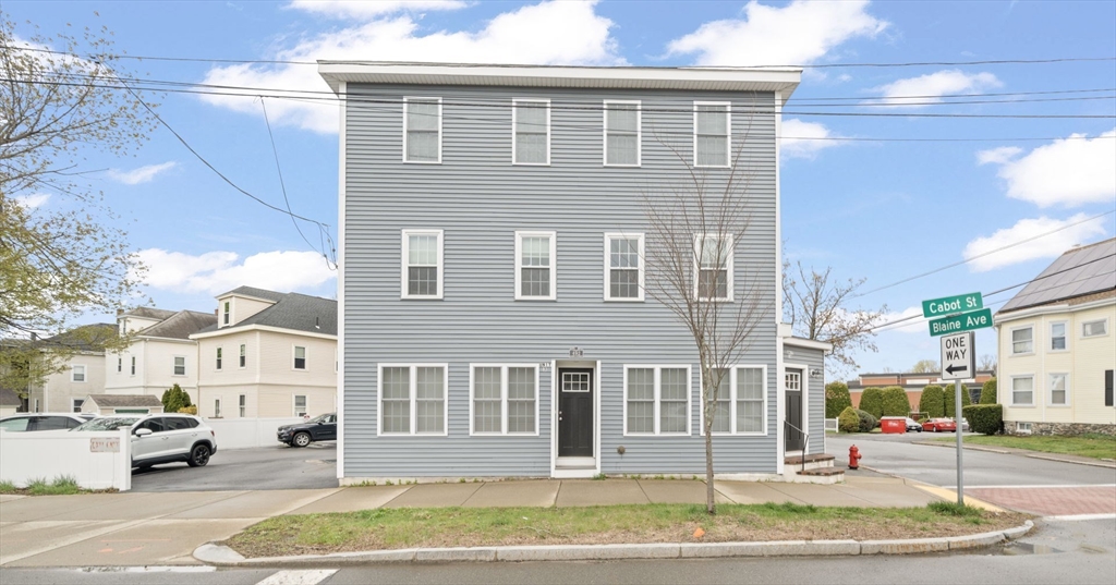 492 Cabot Street, Unit 1A Beverly, MA 01915 - Photo 2 of 40