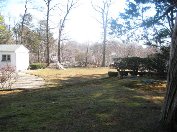 14 Stockwell Road Stoneham, MA 02180 - Photo 4 of 20 Gallery Image 4