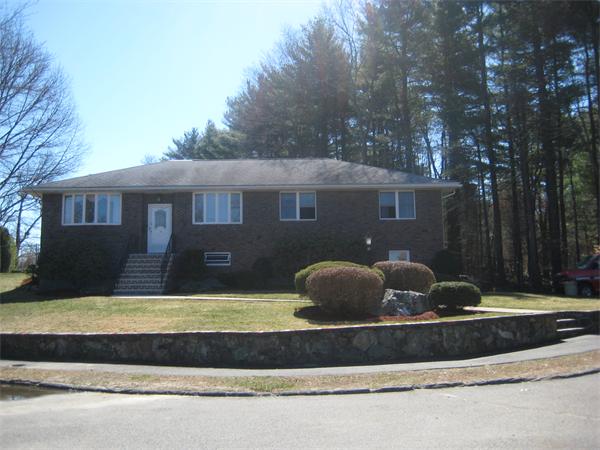 14 Stockwell Road Stoneham, MA 02180 - Photo 6 of 20 Gallery Image 6