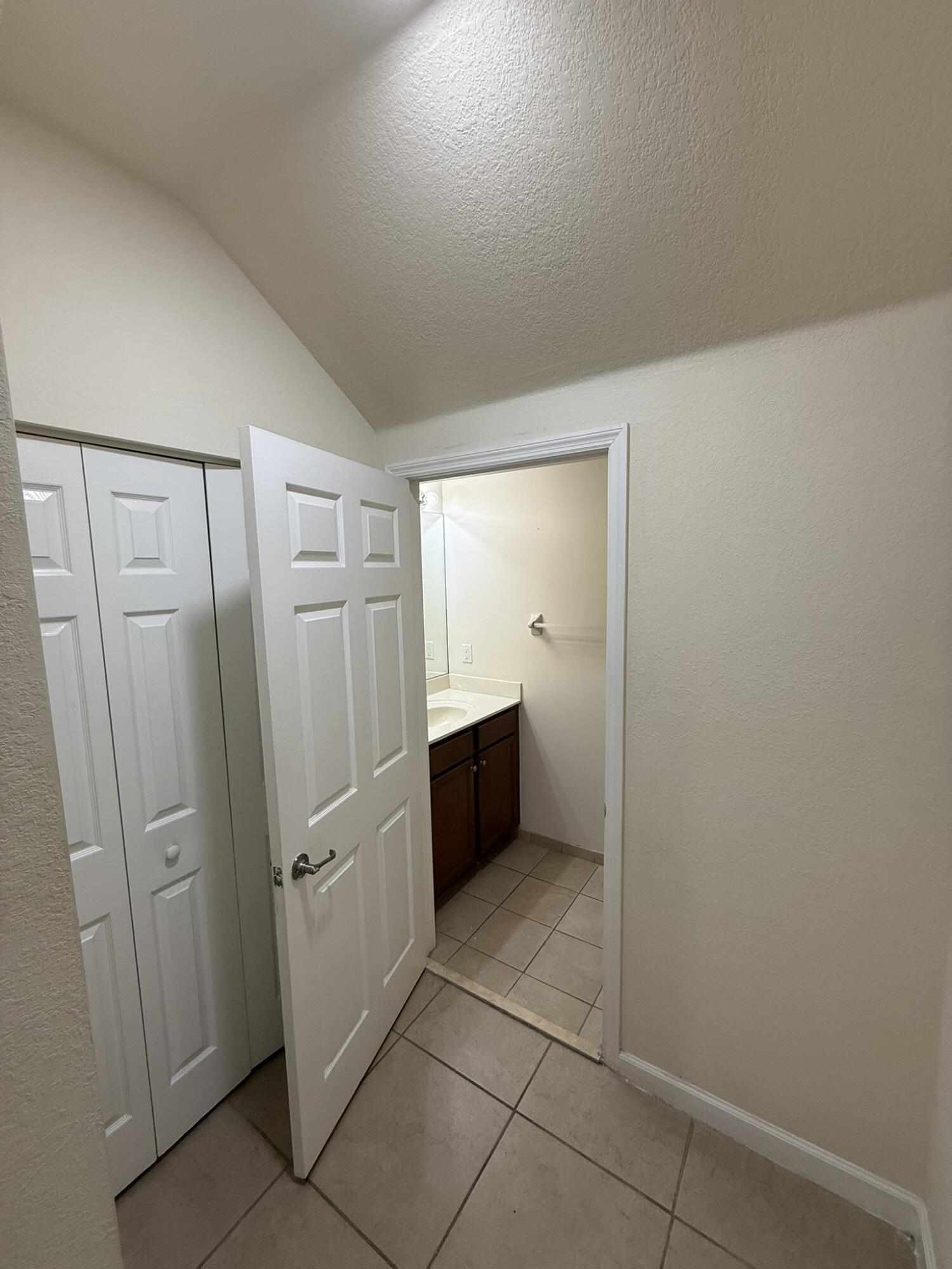 17093 Southwest 93rd Street Miami, FL 33196 - Photo 11 of 39 IMG_9097