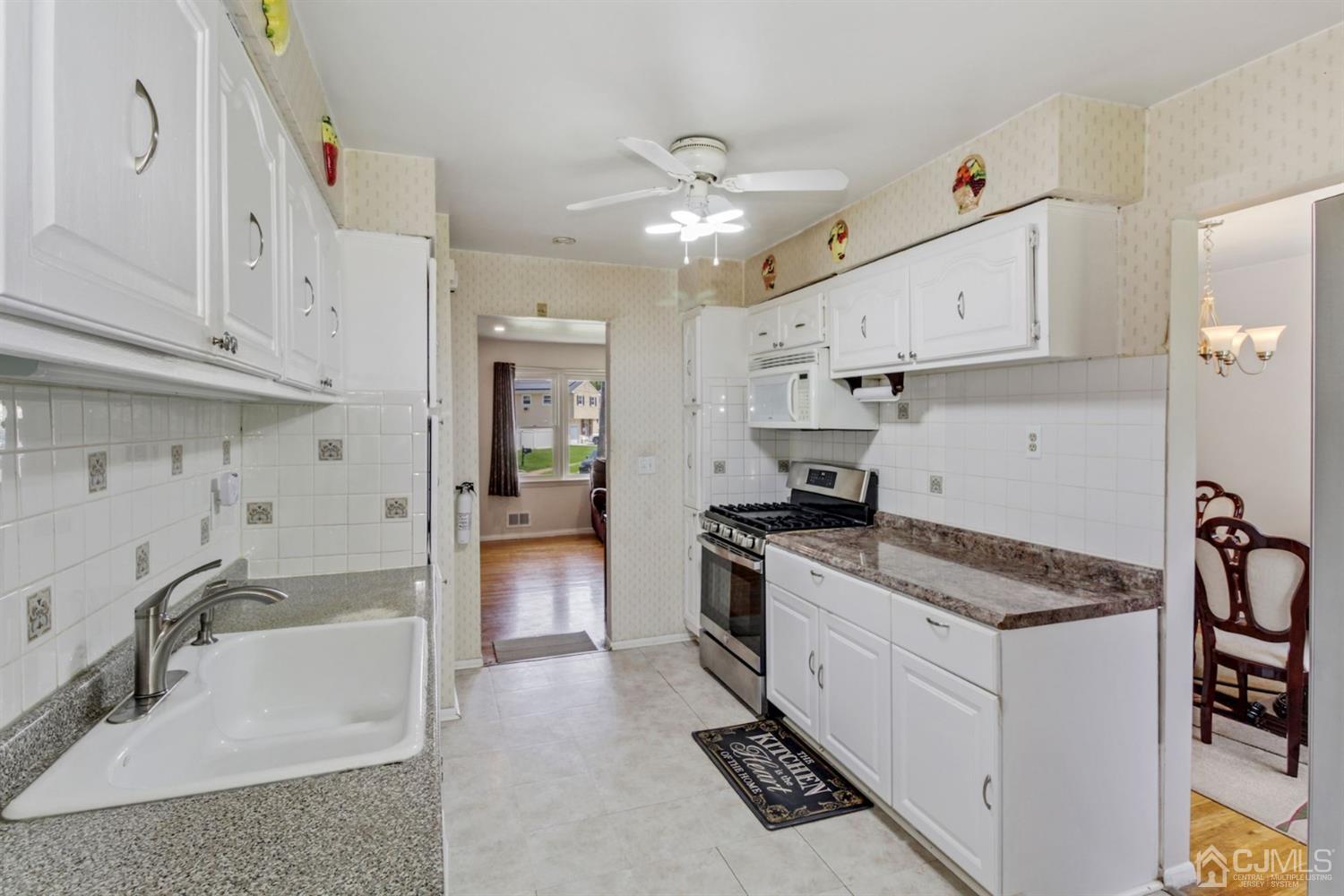 64 Winding Road Iselin, NJ 08830 - Photo 12 of 27 Gallery Image 12