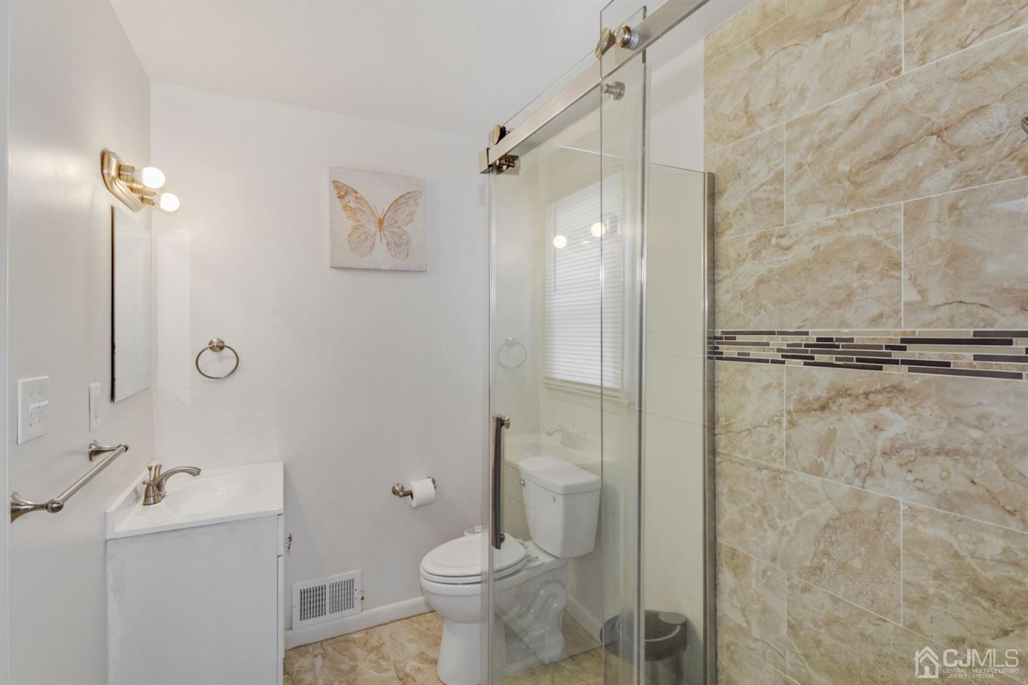 64 Winding Road Iselin, NJ 08830 - Photo 17 of 27 Gallery Image 17