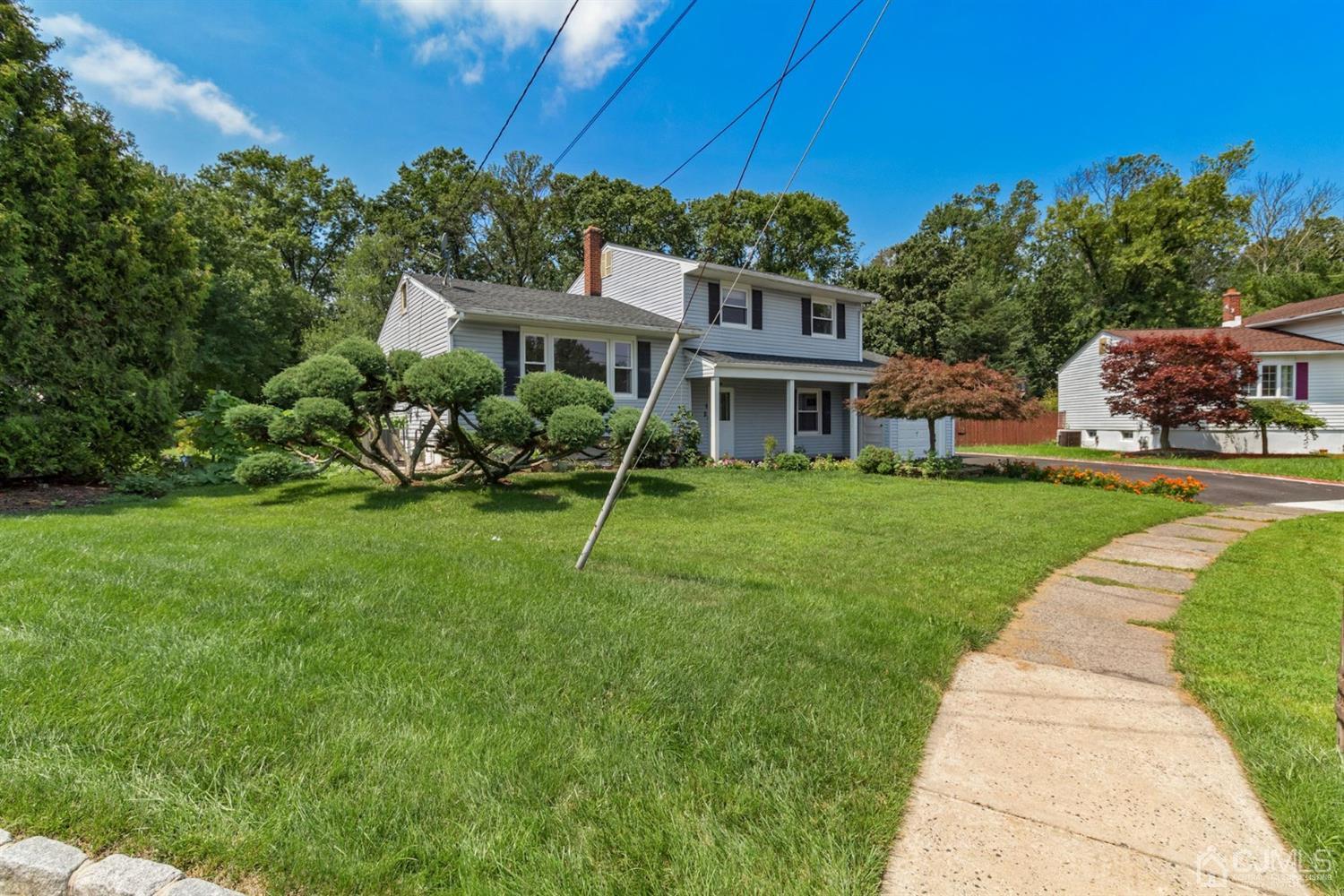 64 Winding Road Iselin, NJ 08830 - Photo 3 of 27 Gallery Image 3
