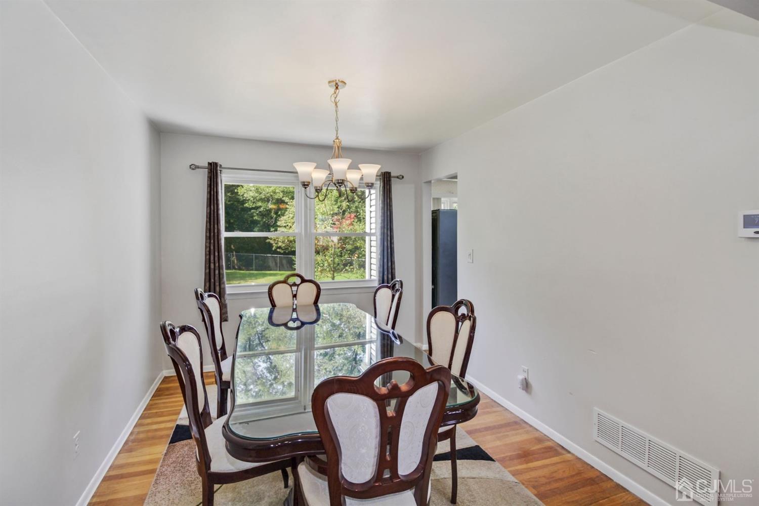 64 Winding Road Iselin, NJ 08830 - Photo 6 of 27 Gallery Image 6