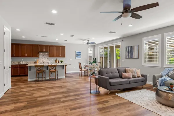 $779,000 | 1172 David Senft Lane, Tracy, CA 95304