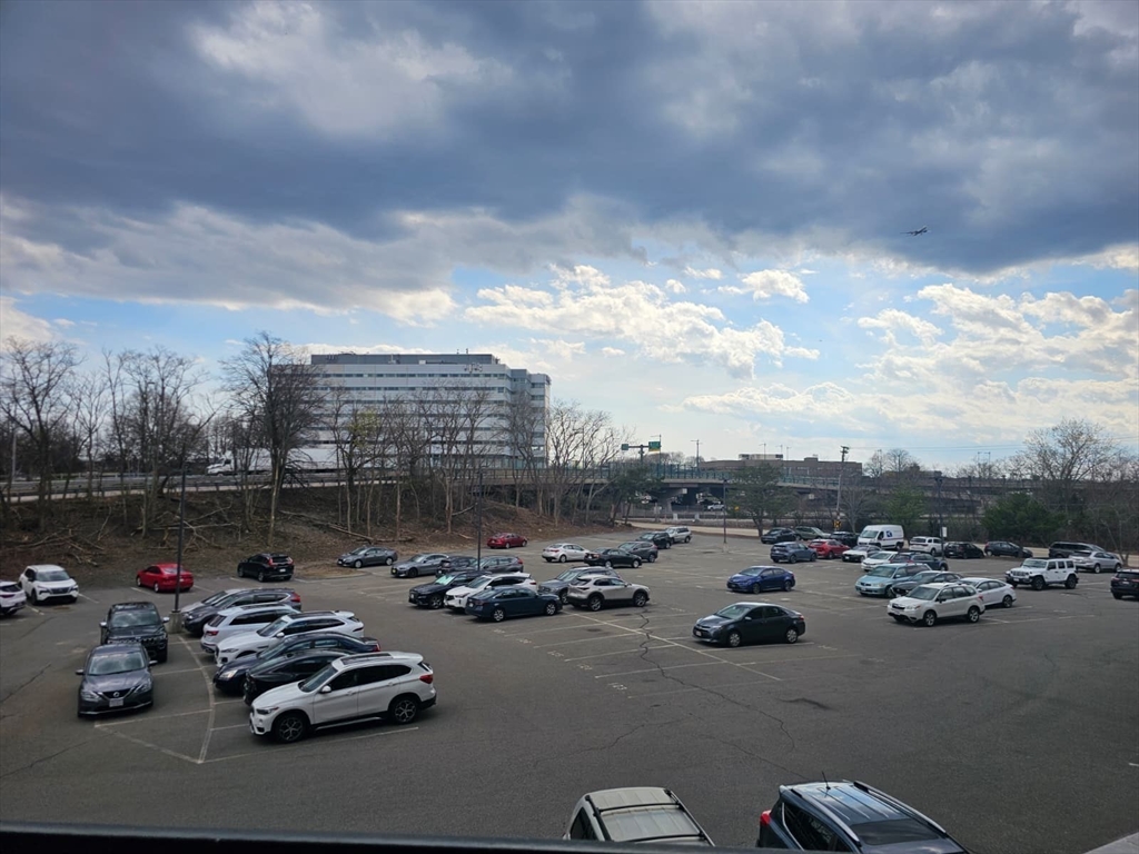 133 Commander, Unit 219 Quincy, MA 02171 - Photo 12 of 15