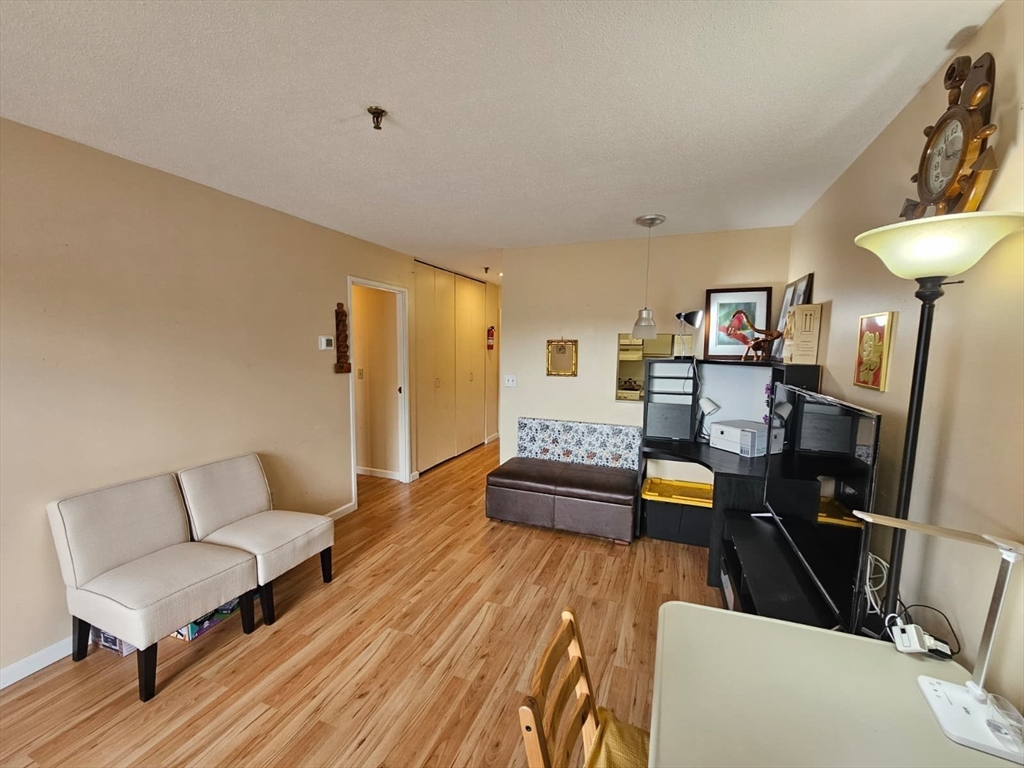 133 Commander, Unit 219 Quincy, MA 02171 - Photo 4 of 15