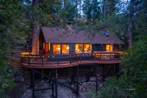 $385,000 | 52983 Cedar Crest Drive, Idyllwild, CA 92549