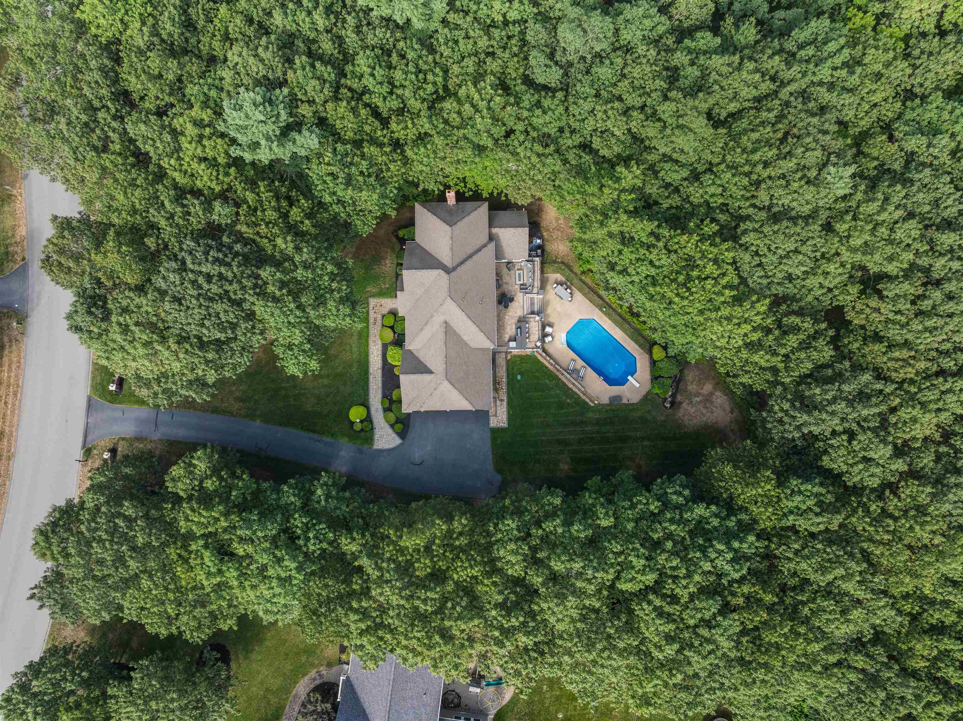 36 Northland Road Windham, NH 03087 - Photo 46 of 50