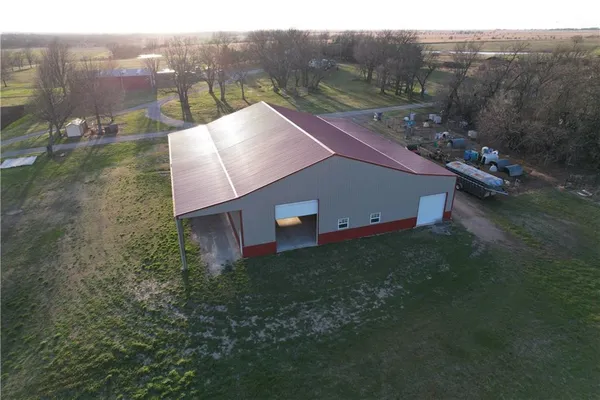 $1,424,500 | 1454 271 St Road, Latham, KS 67072