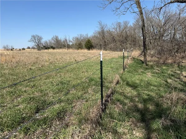$1,424,500 | 1454 271 St Road, Latham, KS 67072