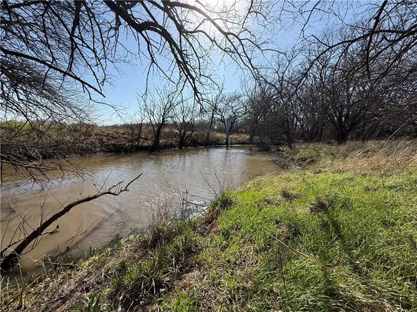 $1,424,500 | 1454 271 St Road, Latham, KS 67072