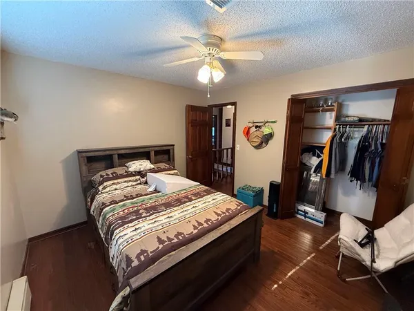 $1,424,500 | 1454 271 St Road, Latham, KS 67072