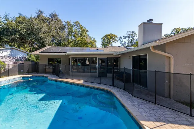 a front view of house with yard nad seating space