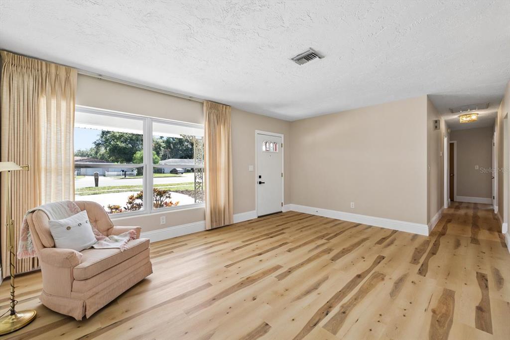 732 Keene Road Largo, FL 33771 - Photo 13 of 52 Gallery Image 13