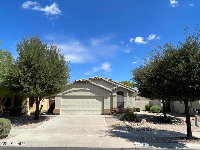 $1,850 | 15796 West Latham Street, Goodyear, AZ 85338