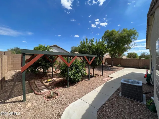 $1,850 | 15796 West Latham Street, Goodyear, AZ 85338