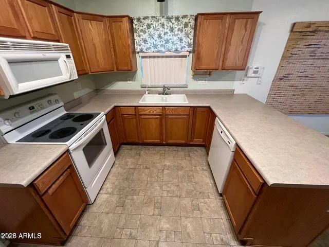 $1,850 | 15796 West Latham Street, Goodyear, AZ 85338