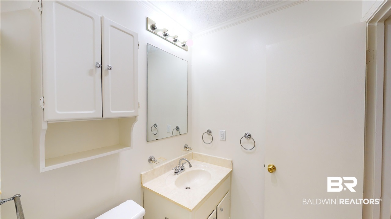 106 Du Rhu Drive, Unit 106E Mobile, AL 36608 - Photo 17 of 18