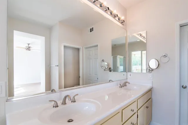 $729,900 | 44006 Terraza Court, Temecula, CA 92592