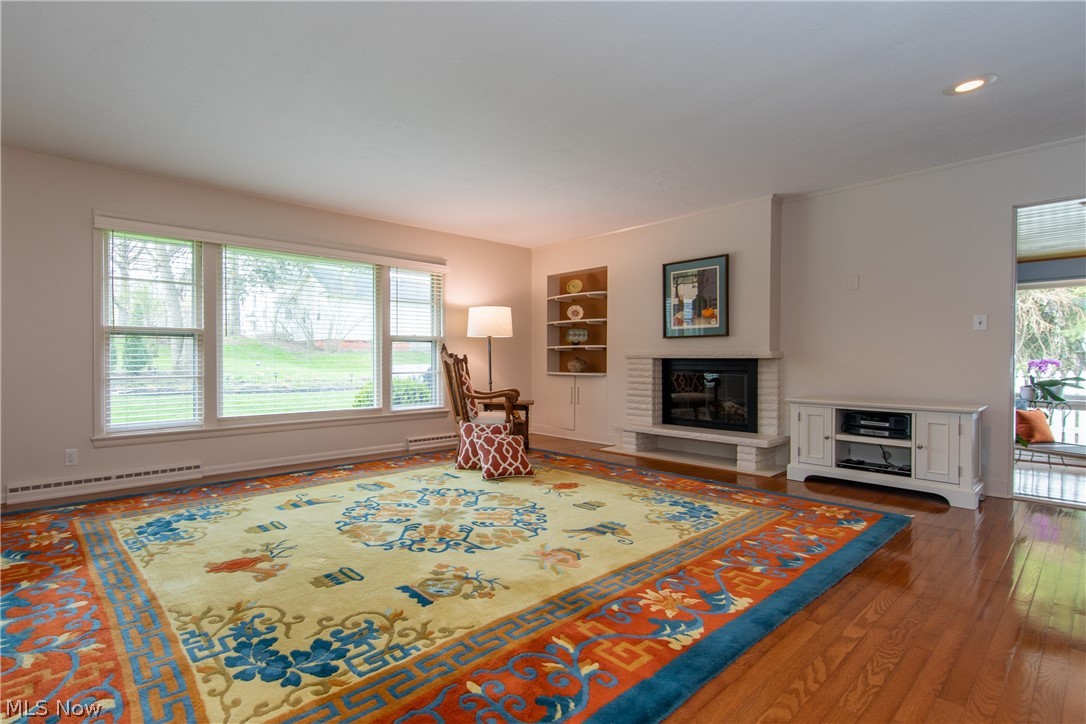 4960 Glenlyn Road Cleveland, OH 44124 - Photo 2 of 26