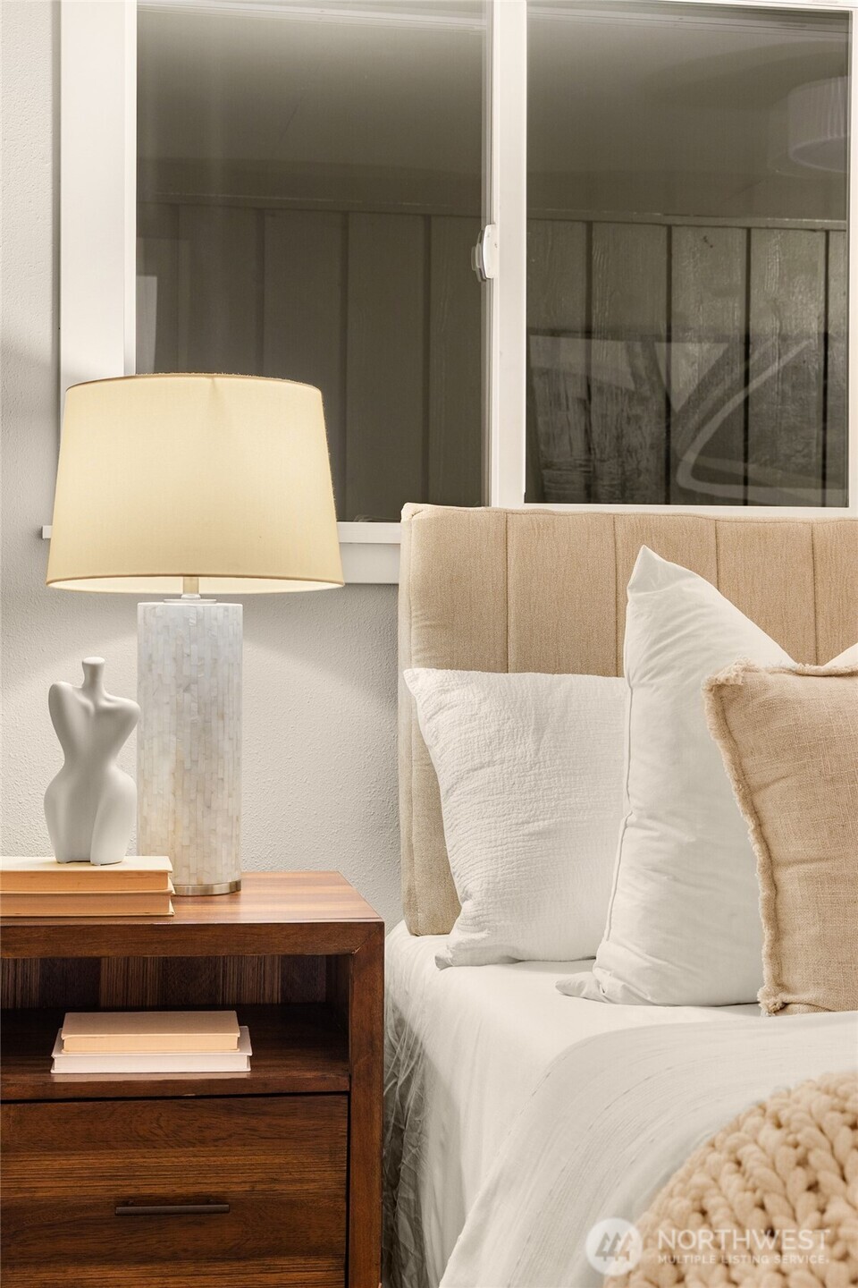 7010 Northeast 153rd Place Kenmore, WA 98028 - Photo 17 of 37