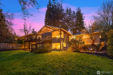 $1,279,998 | 7010 Northeast 153rd Place, Kenmore, WA 98028