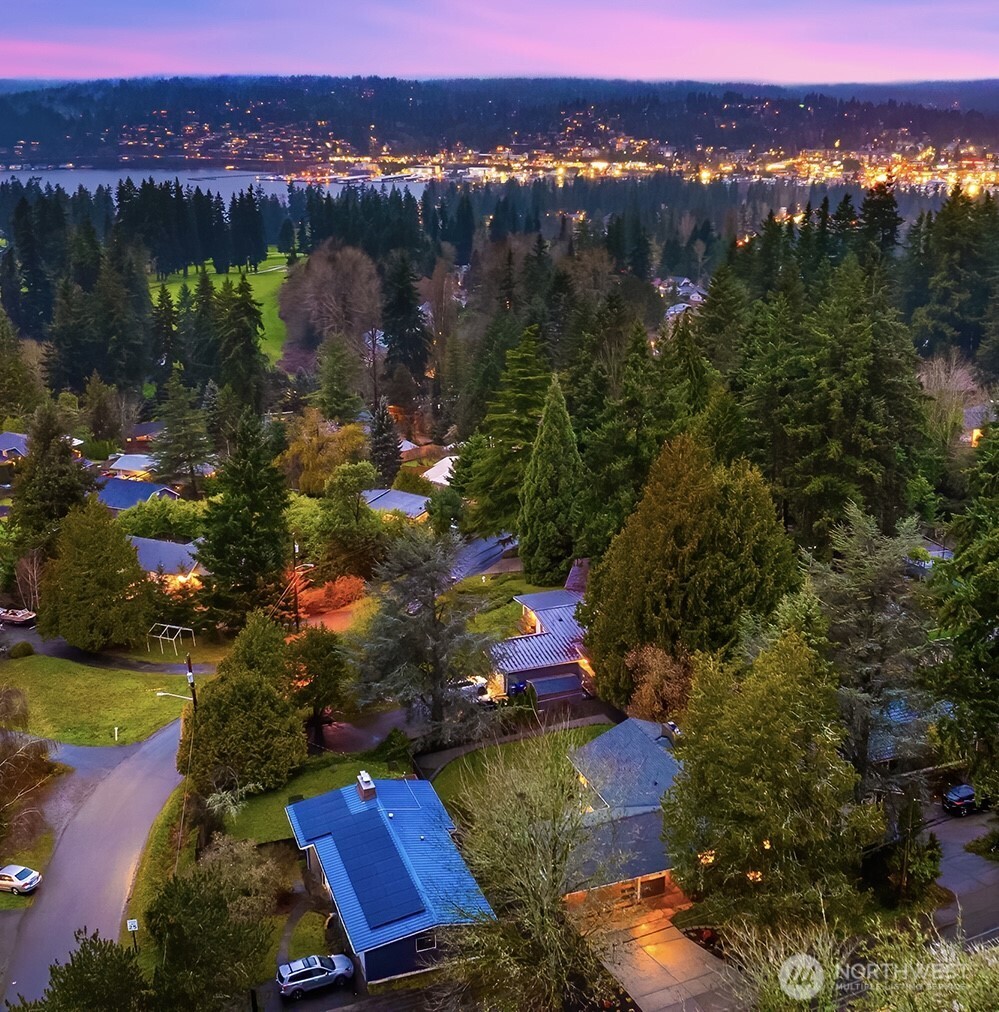 7010 Northeast 153rd Place Kenmore, WA 98028 - Photo 36 of 37