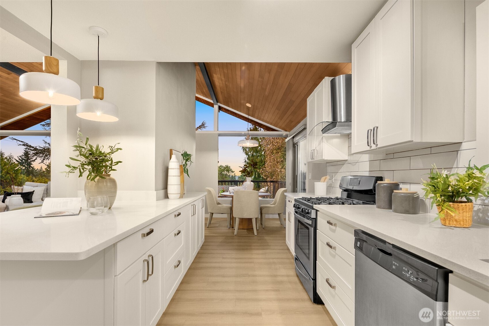 7010 Northeast 153rd Place Kenmore, WA 98028 - Photo 7 of 37