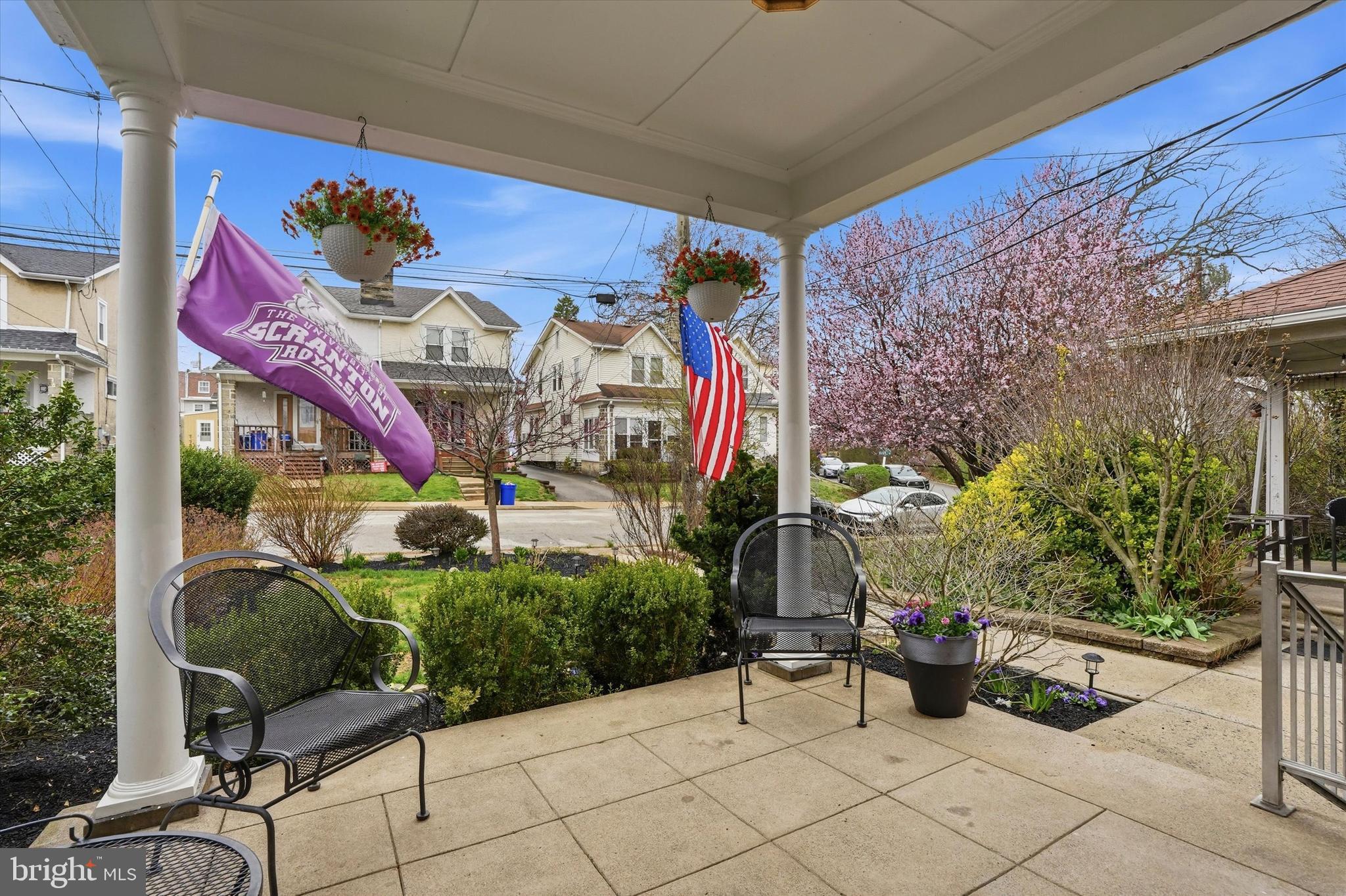53 Waverly Road Havertown, PA 19083 - Photo 2 of 25 Front Porch