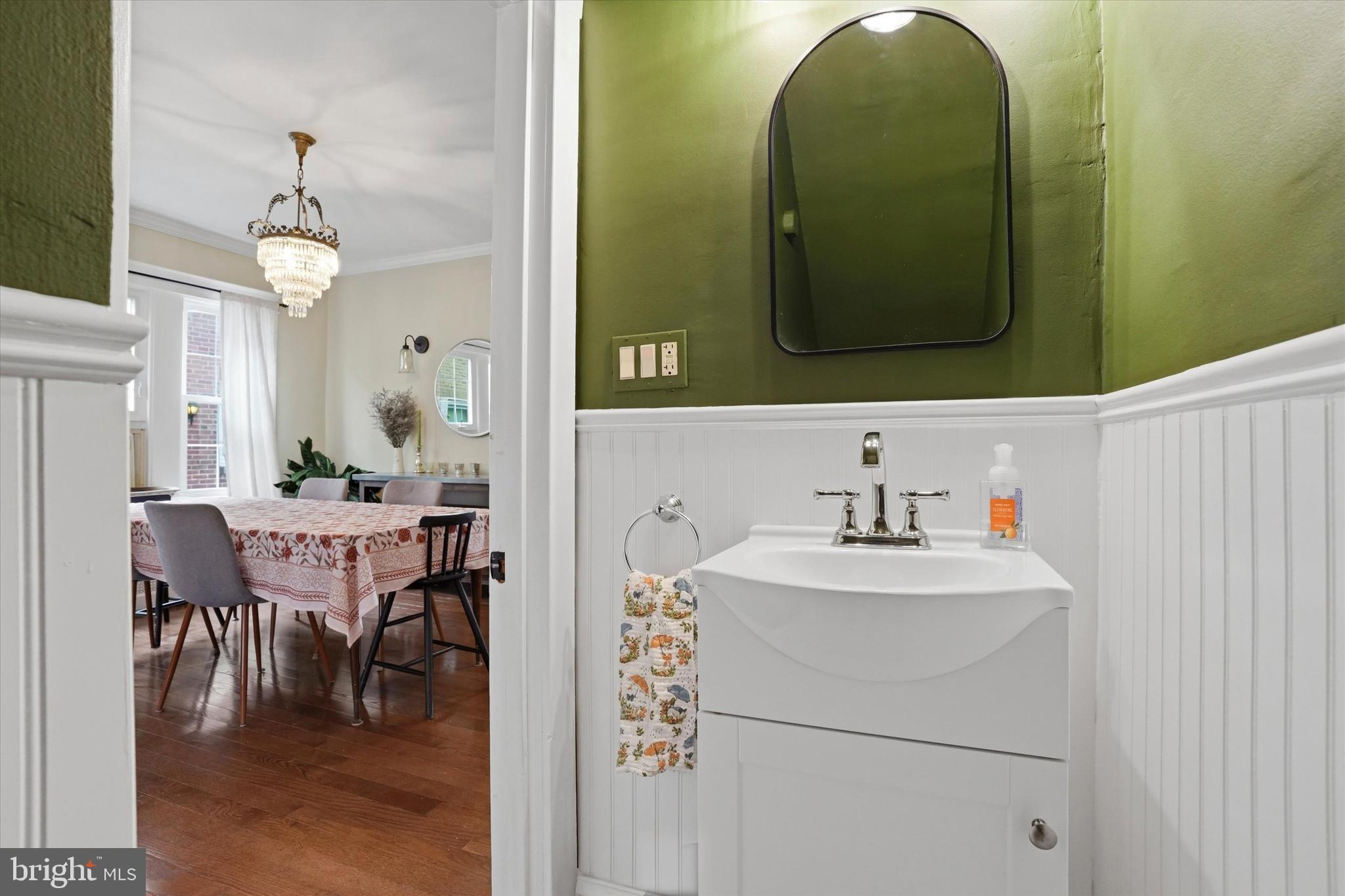 53 Waverly Road Havertown, PA 19083 - Photo 10 of 25 Powder Room