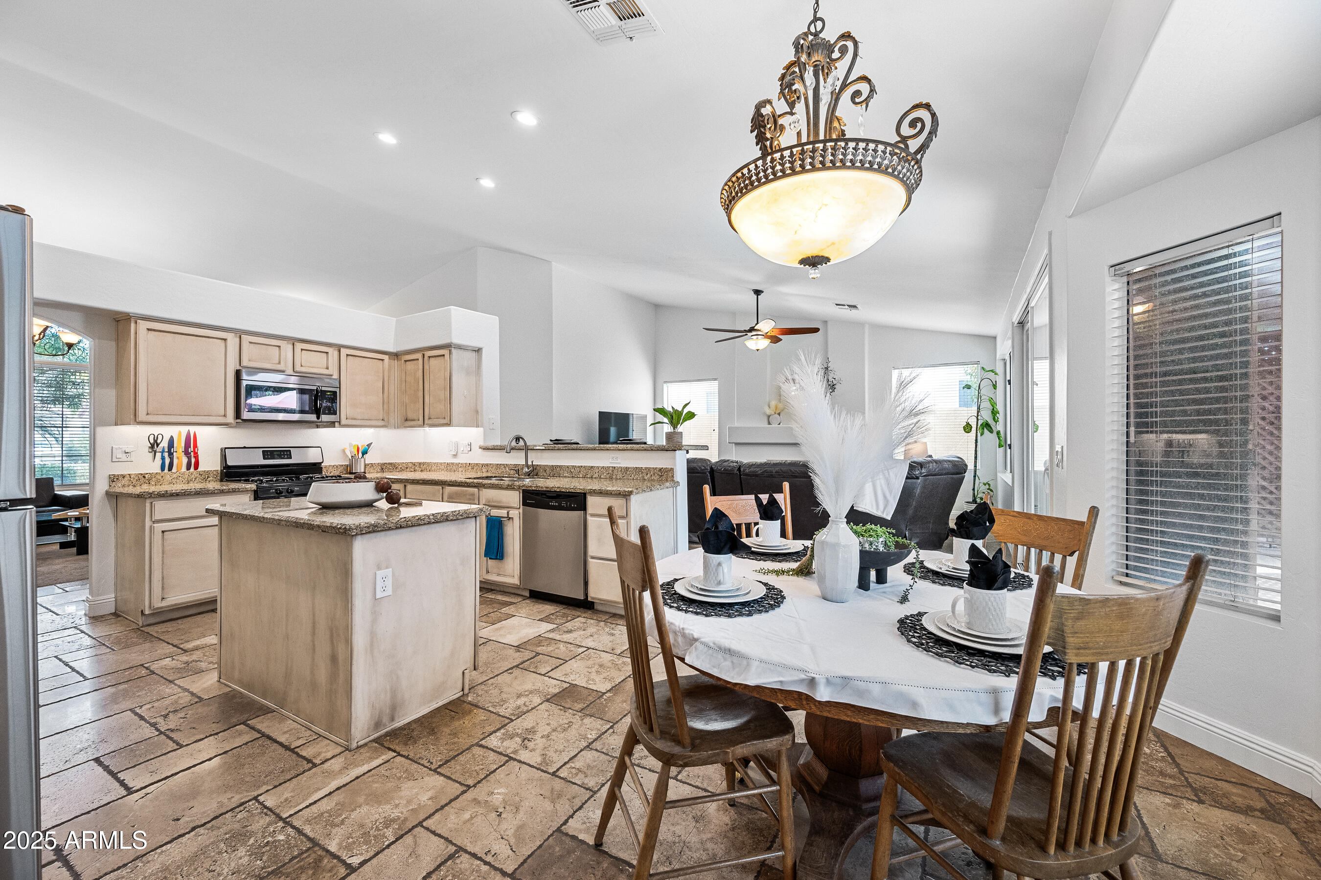 1541 West Chilton Avenue Gilbert, AZ 85233 - Photo 13 of 71 Dining Room