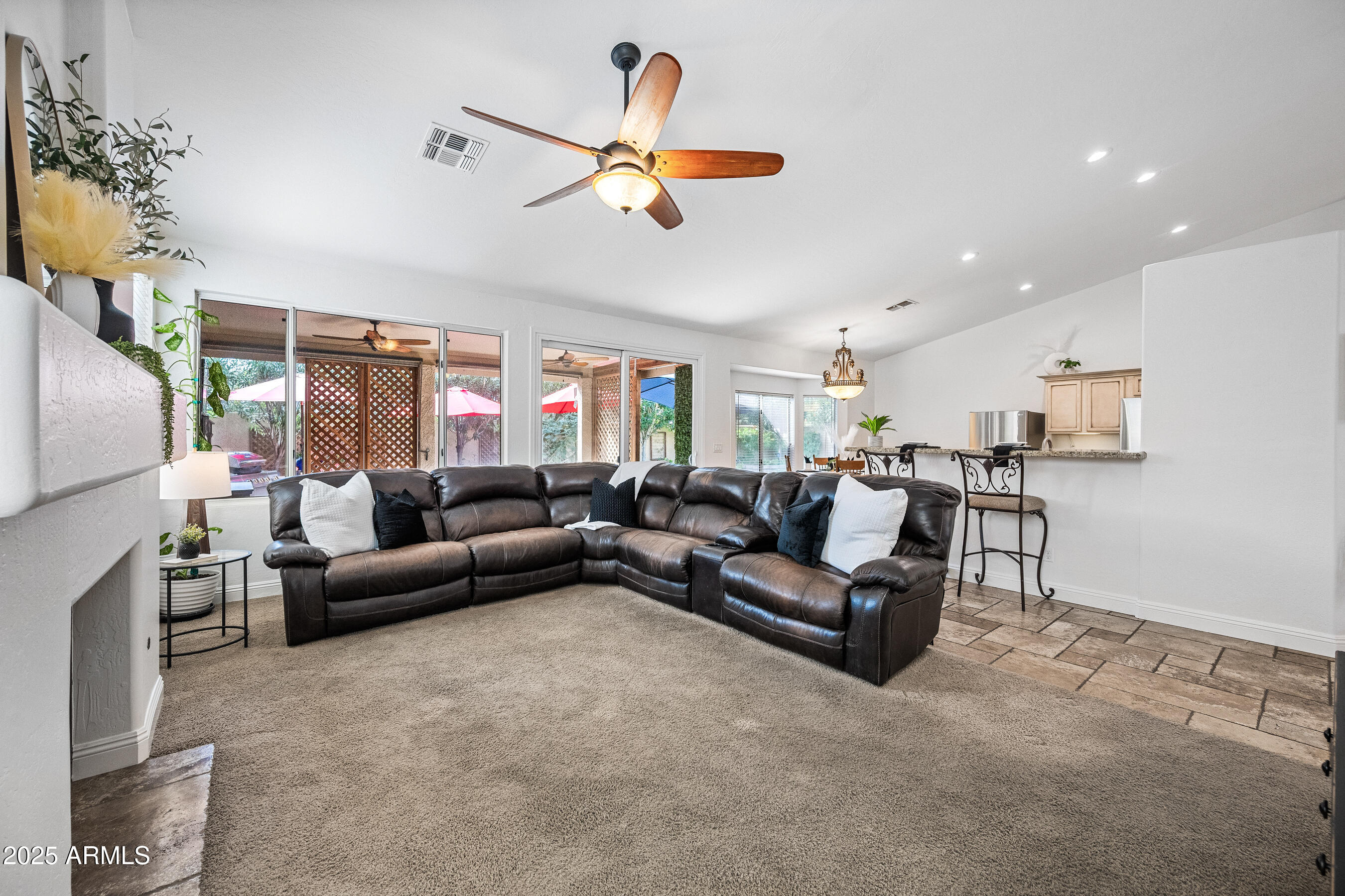 1541 West Chilton Avenue Gilbert, AZ 85233 - Photo 26 of 71 Great Room