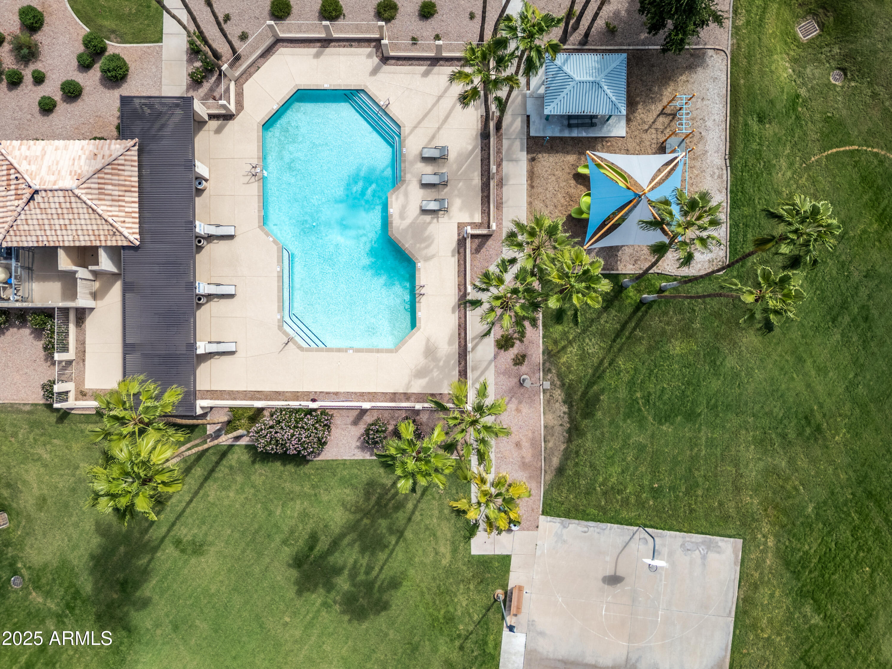 1541 West Chilton Avenue Gilbert, AZ 85233 - Photo 62 of 71 an aerial view of a house