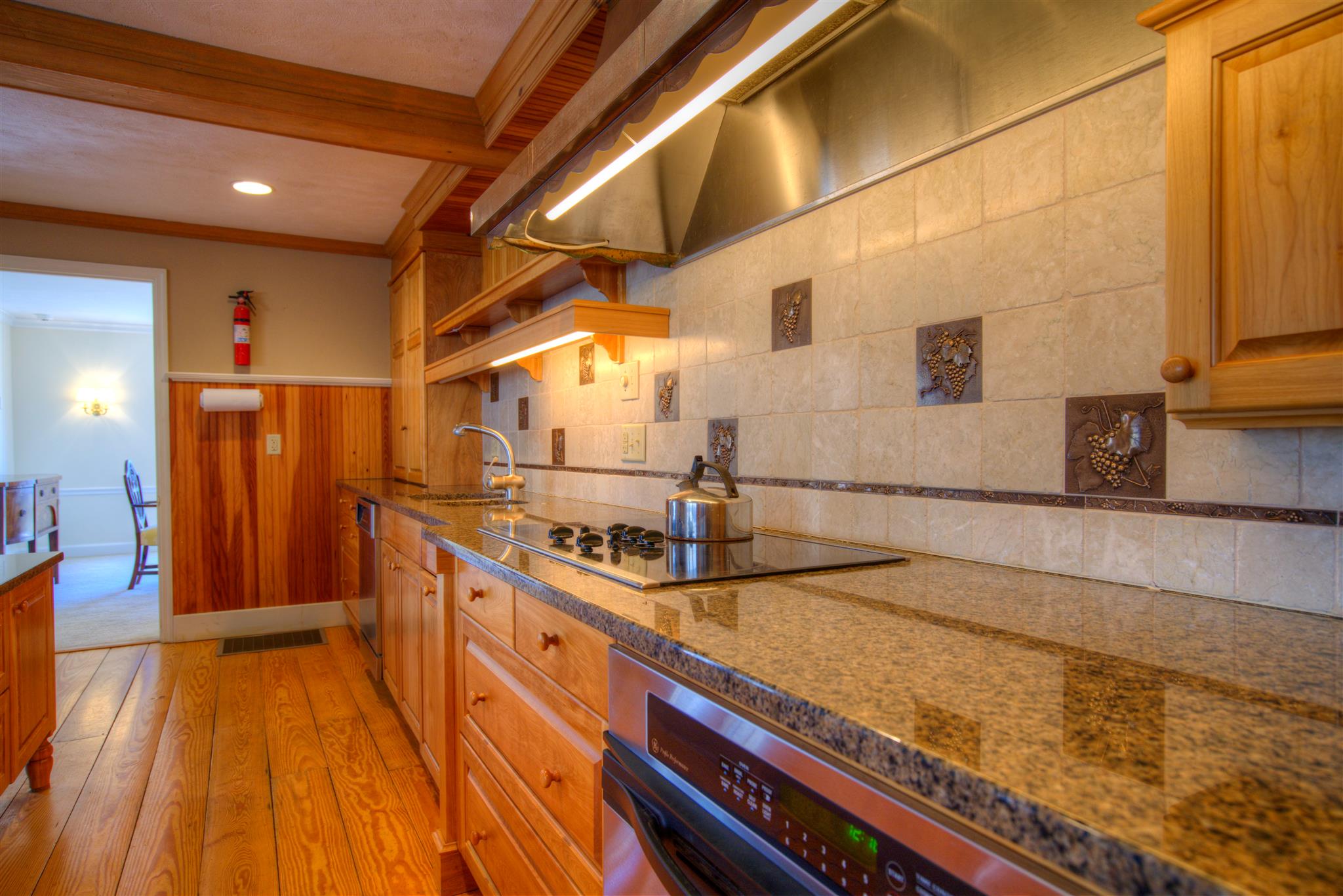373 Myers Road Shaftsbury, VT 05262 - Photo 7 of 30 Gallery Image 7