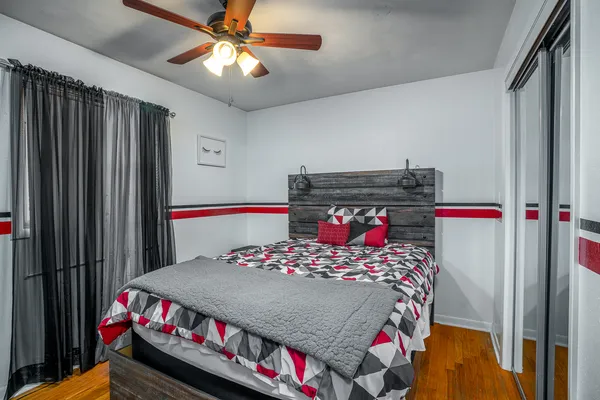 $299,900 | 817 16th Street, Bettendorf, IA 52722